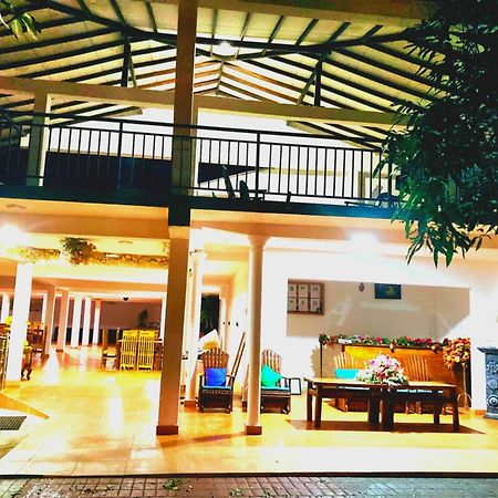 Rainforest Lodge, Deniyaya Singheraja Екстериор снимка