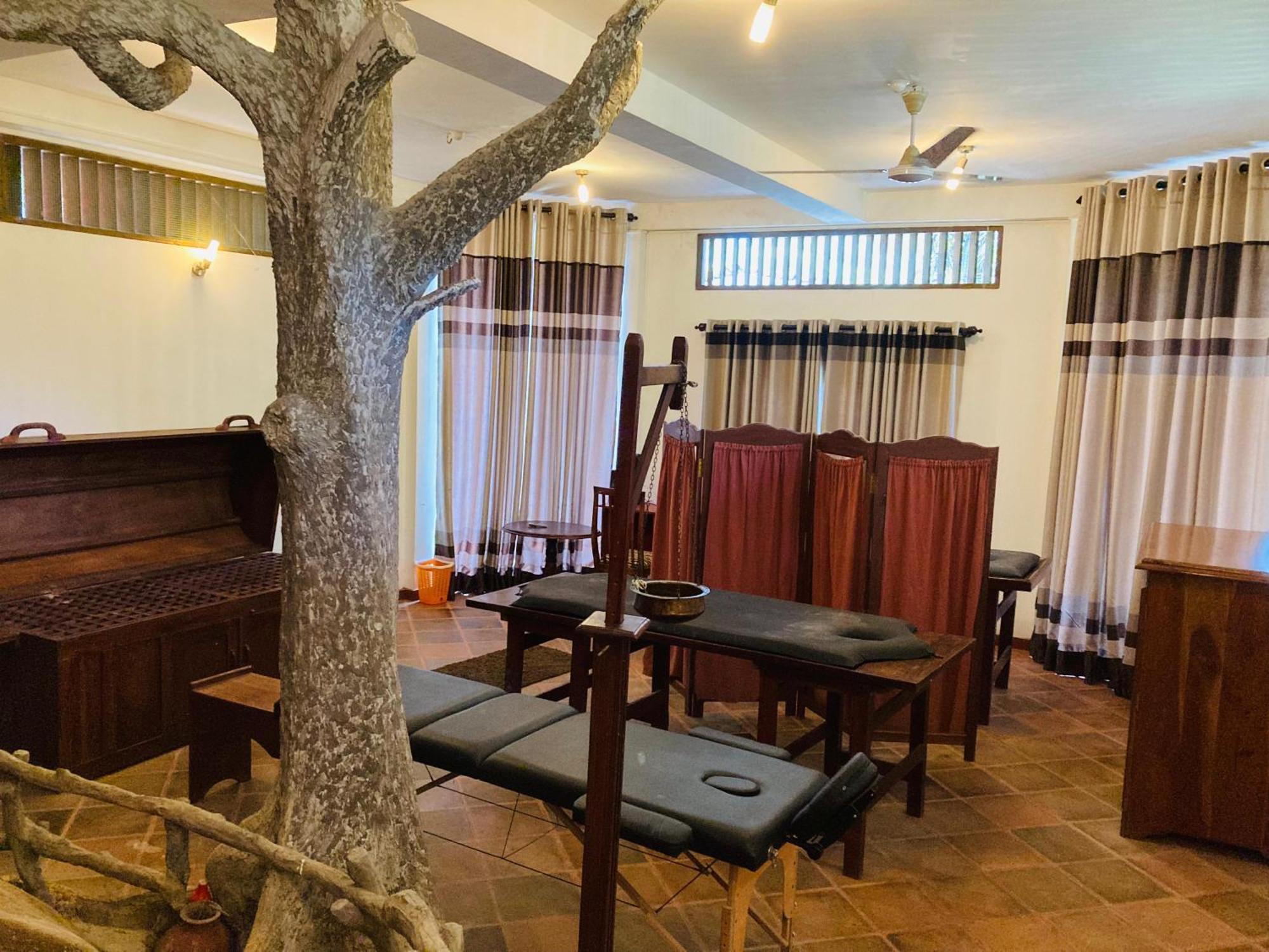 Rainforest Lodge, Deniyaya Singheraja Екстериор снимка