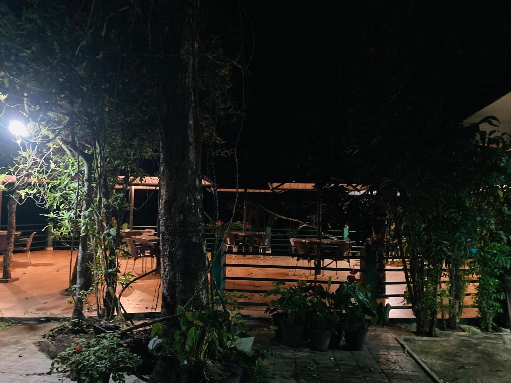 Rainforest Lodge, Deniyaya Singheraja Екстериор снимка
